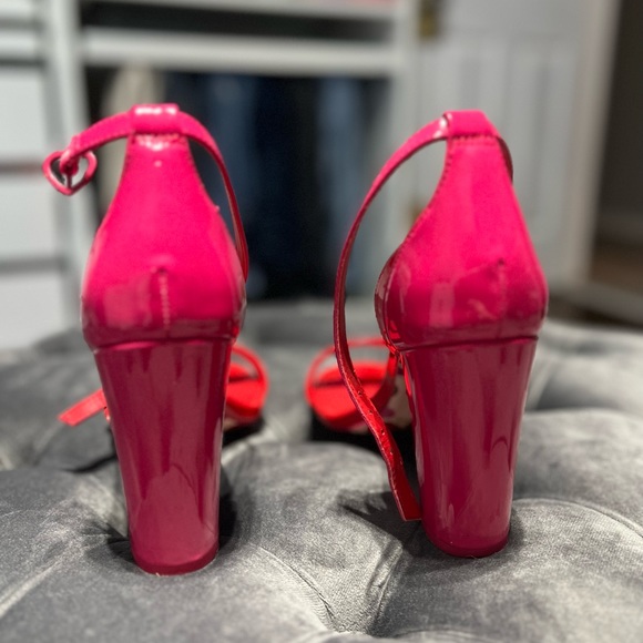 CALL IT SPRING BLOCK RED&PINK HEELS - Picture 4 of 7